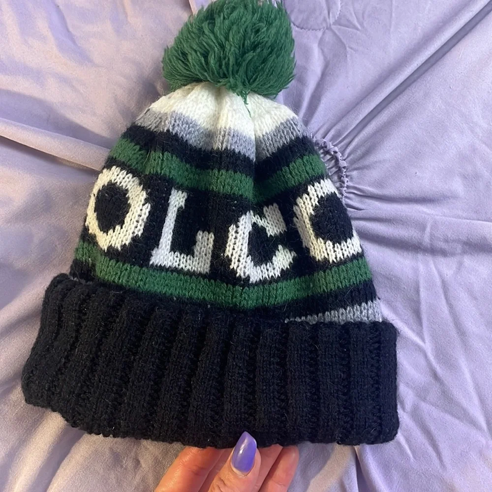 Volcom winter hat - Picture 3 of 4